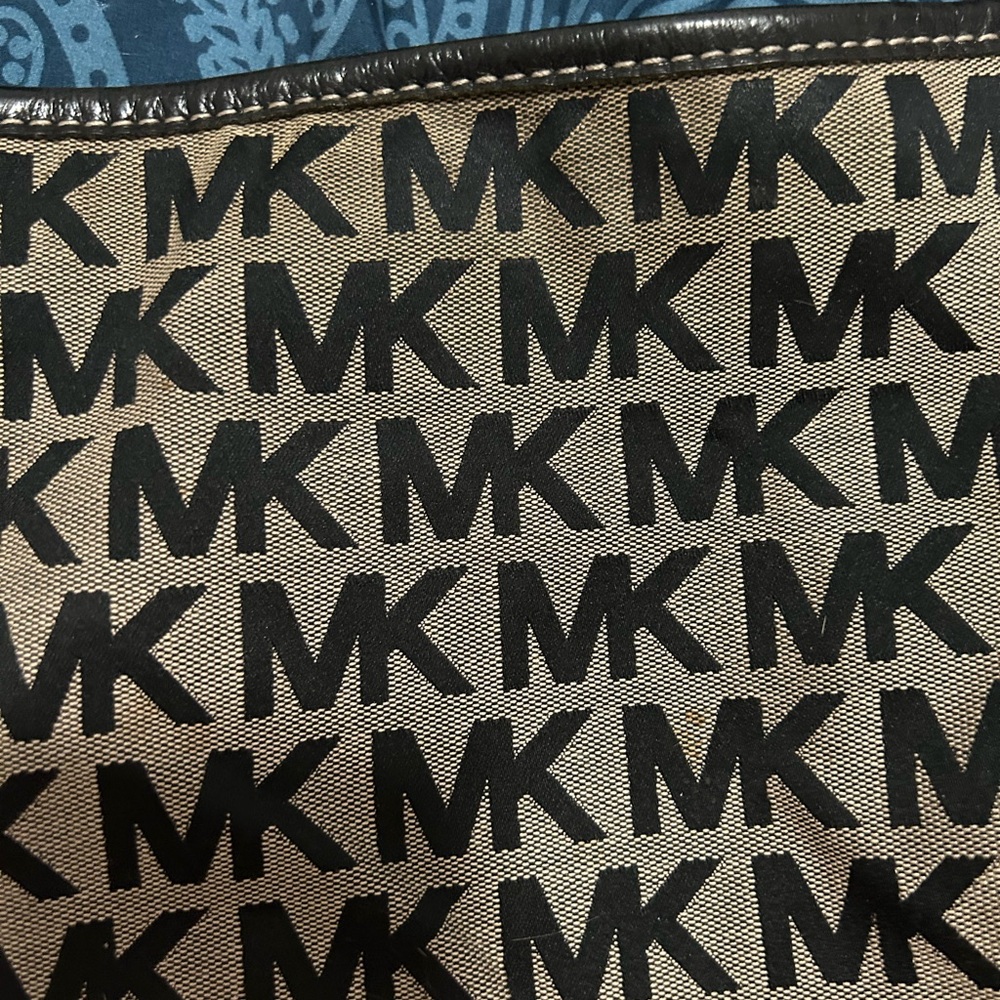 Michael Kors Monogram Bag - Picture 7 of 10